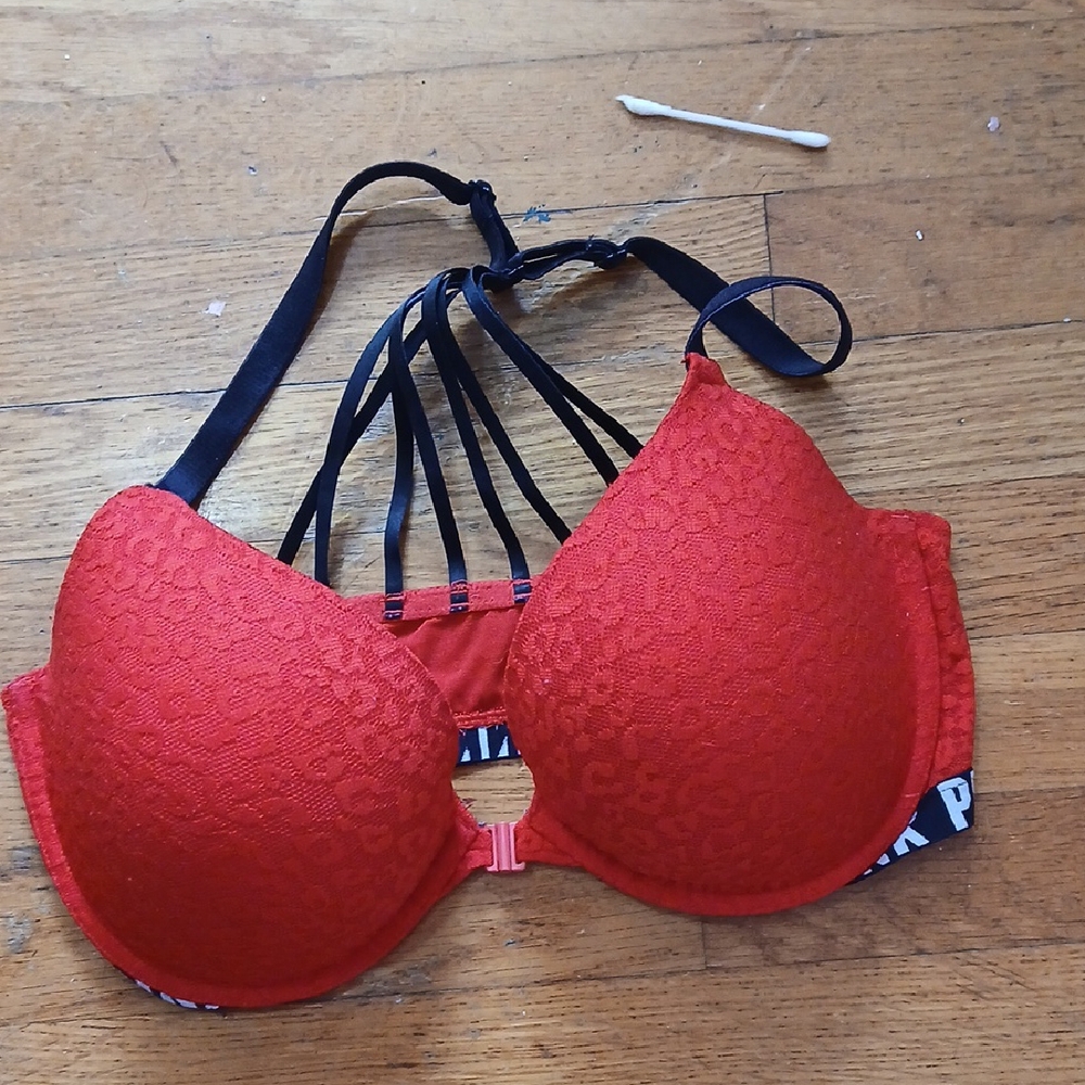 NWOT Victoria's Secret Front Clip Red Bra with Black Straps 36DD